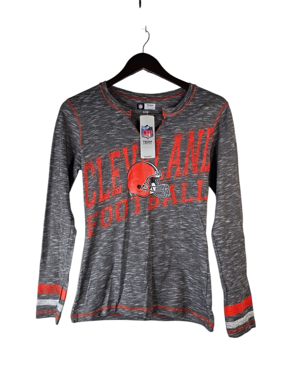 NFL Womens Small Cleveland Football Long Sleeve Shirt NWT Brown Graphic Top - Picture 2 of 5